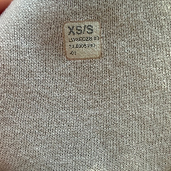 Lululemon Athletica Cream Hooded Jacket - Picture 3 of 3